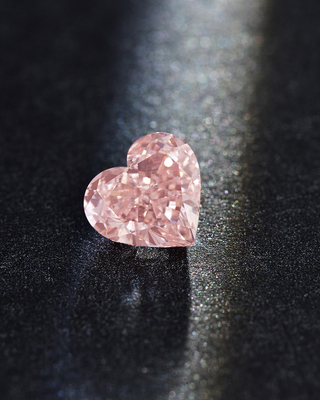 Fancy Light Pink CVD Lab Grown Synthetic Pink Diamond Heart Shape 2.69ct