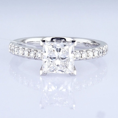 18k 1.5ct+ Princess Design Ring Daily Style Princess Shape White Synthetic Diamond Ring