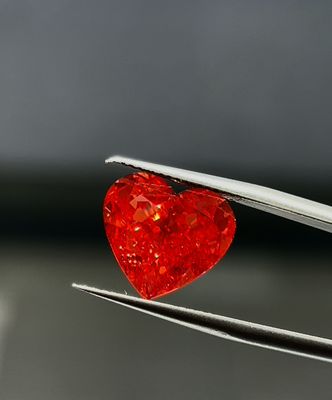 9CT Heart Lab Grown Diamonds IGI Certified Diamonds Lab Created Fancy Vivid Red Diamonds CVD