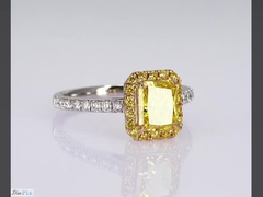 1.1ct Raidiant Shape Excellent Cutting Fancy Vivid Yellow Lab Created Diamond 18K Gold Set Engagemen