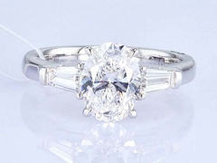 Oval Design Ring Classic Design White Lab Grown Diamonds Ring Three Stones Style Daily Style